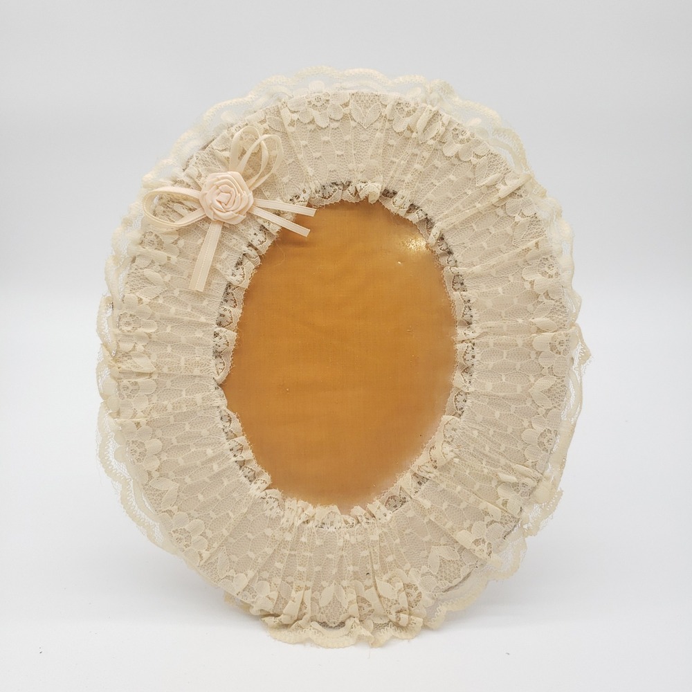 Vintage Lace Ruffle Oval Picture Frame 5x7 Coquette Cottagecore Shabby Chic
